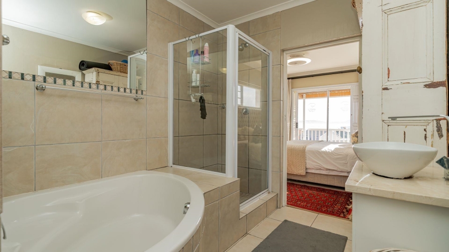3 Bedroom Property for Sale in Perlemoenbaai Western Cape